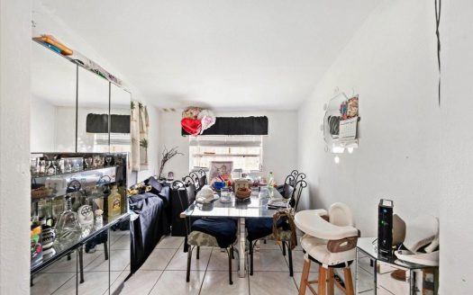 5941 NW 41st Terrace N