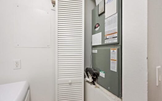 4387 Cotswold Hills Dr Drive